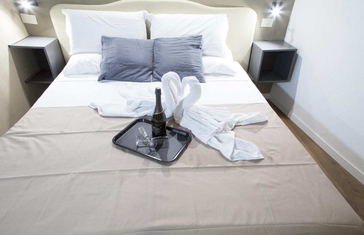 Do-Do Navona Suites Rome Exterior photo