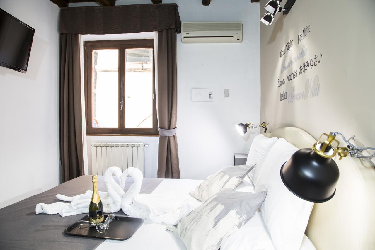 Do-Do Navona Suites Rome Exterior photo