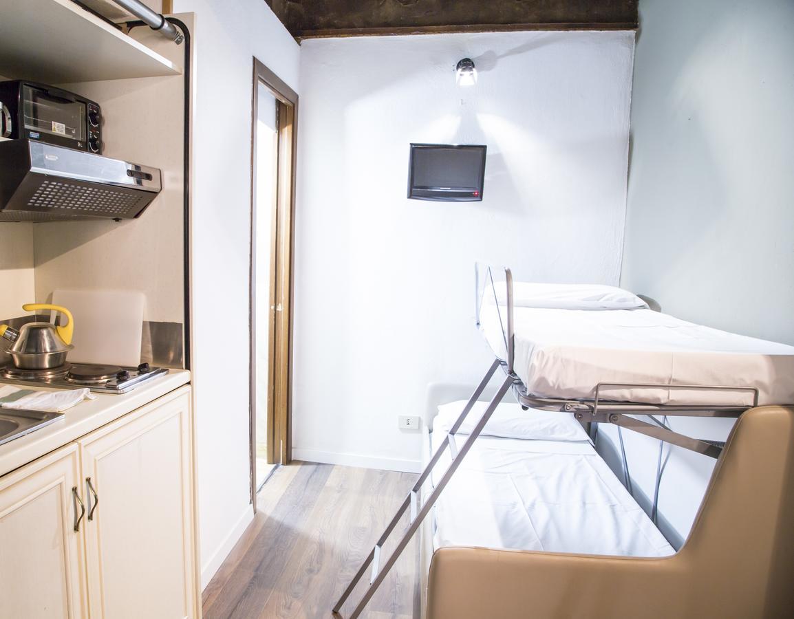 Do-Do Navona Suites Rome Room photo
